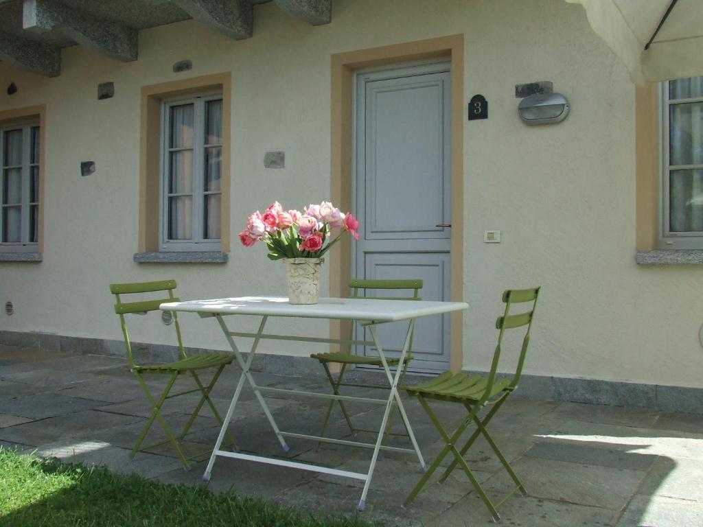 Villa Edy Apartments Tremezzina Quarto foto